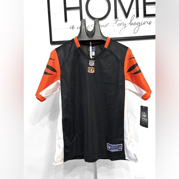 NFL Tops - NWT Women’s Cincinnati Bengals Jersey NFL Players On Field - BLANK